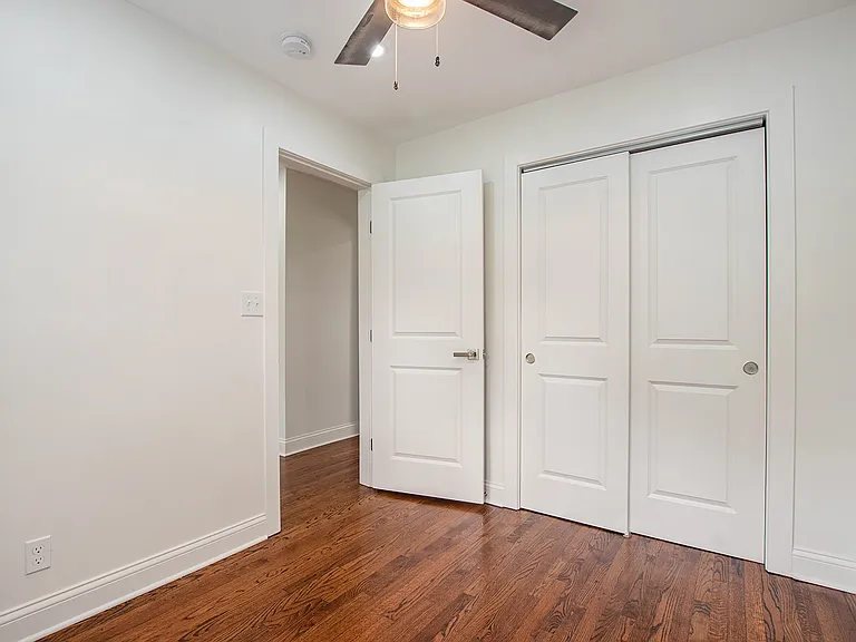 Baltimore Townhomes - 5028 — Photo 12