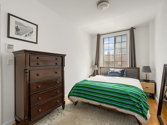 4th image of 721 Metropolitan Ave #4L