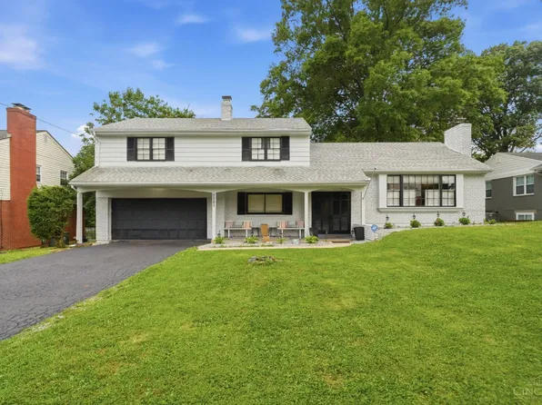 8881 Paw Paw Ln, Cincinnati, OH 45236