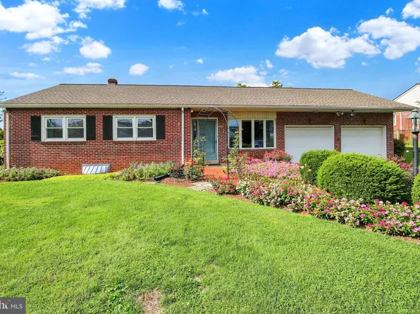 250 Sprecher Rd, Lancaster, PA 17603