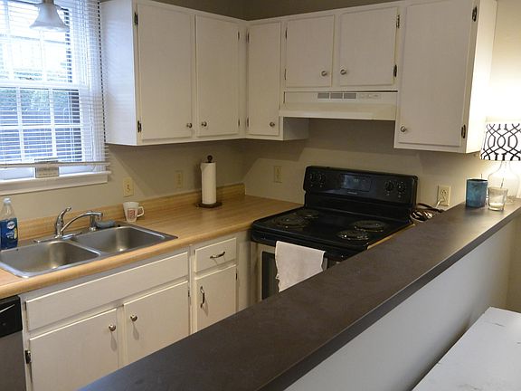 2nd image of 2130A Sharondale Dr