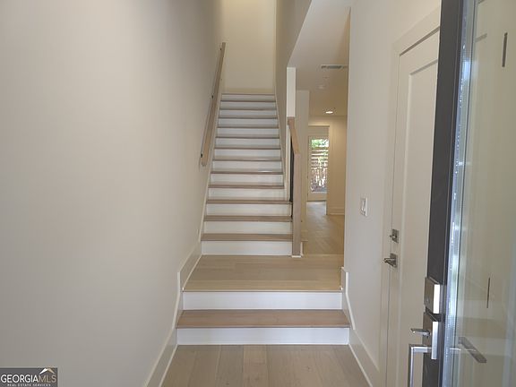 3rd image of 430 Cedar Dust Dr