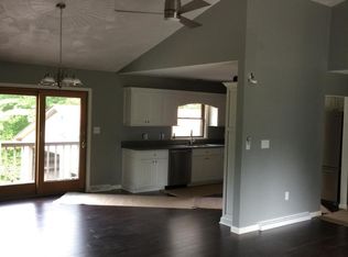 216 Chicora Rd, Butler, PA 16001