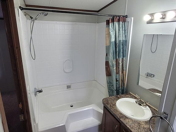 5th image of 37758 W Hayes St