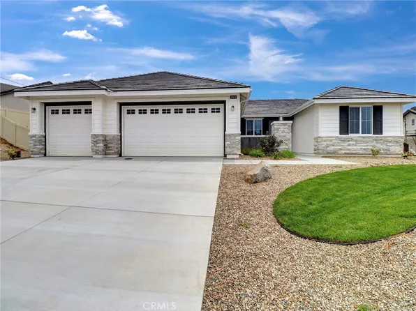 35869 Wildwood Crest Dr, Yucaipa, CA 92399