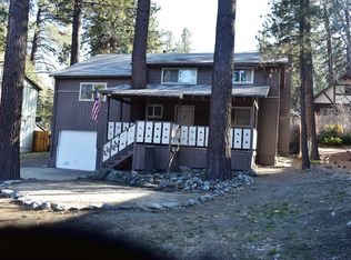 1695 Twin Lakes Dr, Wrightwood, CA 92397