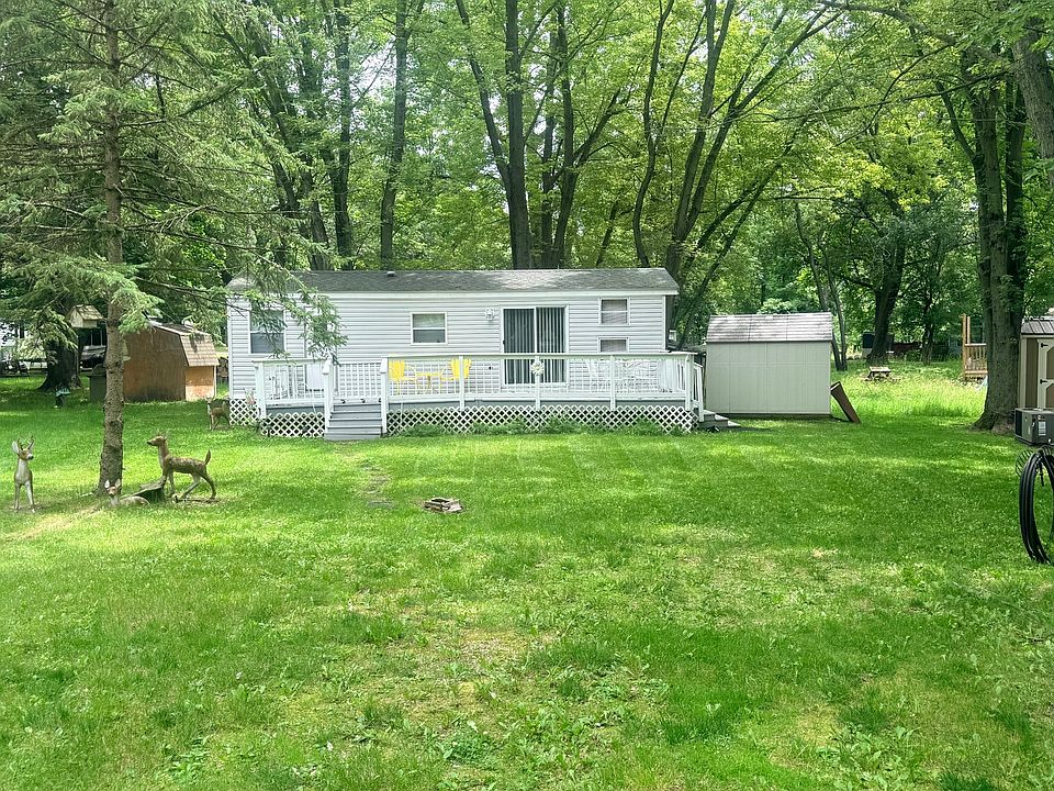 1st image of 11-236 Woodhaven Lakes