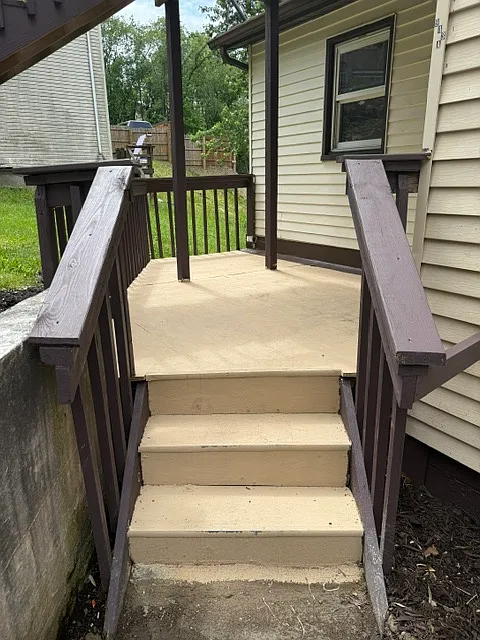 3 bed, 1.5 bath, $1,000 — Photo 2