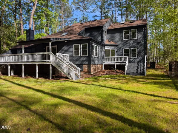 702 Hillandale Ln, Garner, NC 27529