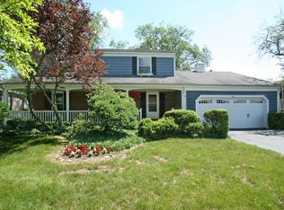 313 Chatelaine Ct, Willowbrook, IL