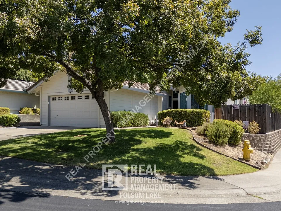 118 Whiting Way