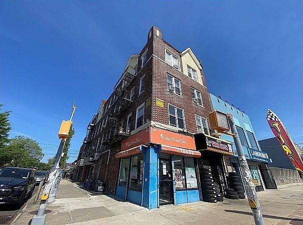 1st image of 1983 64th St