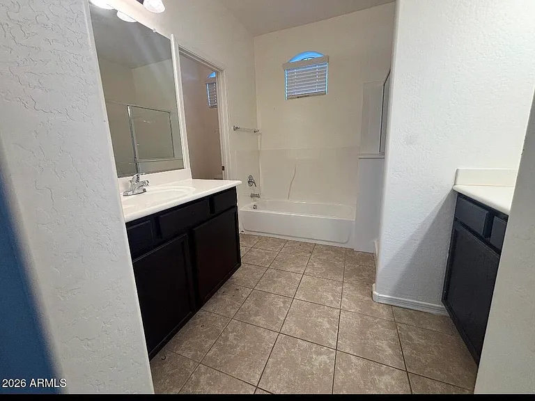 7516 S 27th Pl — Photo 16