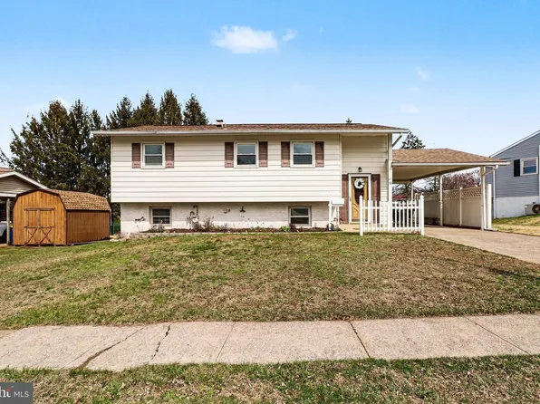 9 Faye Rd, Middletown, PA 17057