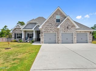 2962 Juliette Dr, Ocean Springs, MS 39564