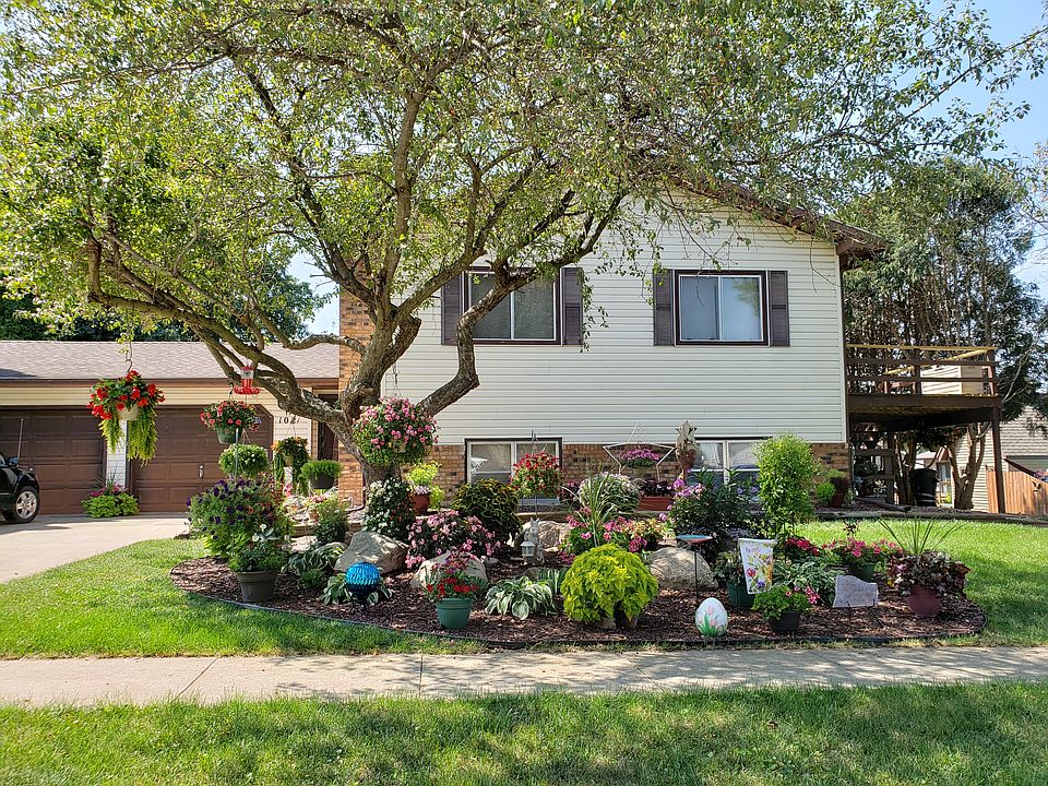 1st image of 1021 Warwick Dr #U