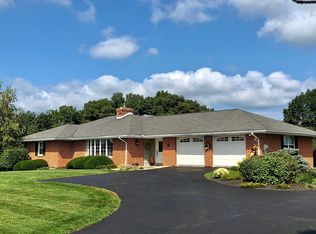 3029 Rising Sun Rd, Schnecksville, PA 18078