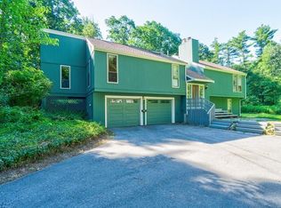 374 Taylor Rd, Stow, MA 01775