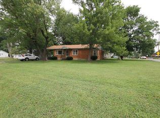 606 Glen Lily Rd, Bowling Green, KY 42101