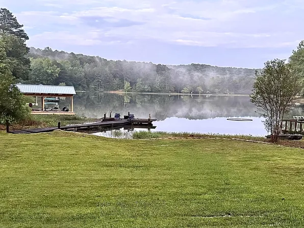 388 Harkins Lake Rd, Fayette, AL 35555