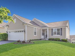 3141 Rockwell Cir, Mundelein, IL 60060