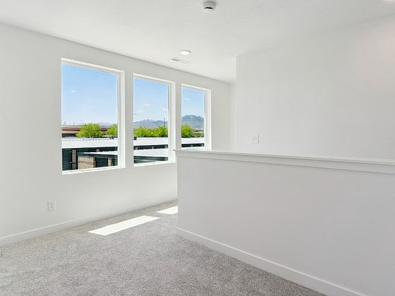 4th image of 2853 S Tetzlaff Pl W