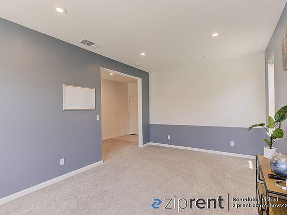 4th image of 1509 Blue Moon Ln