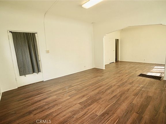 4th image of 1336 Elm St APT 2