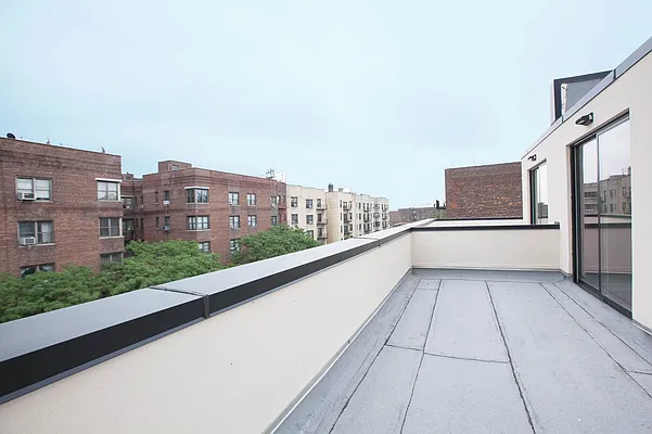 Rented by Bohemia Realty Group | media 9