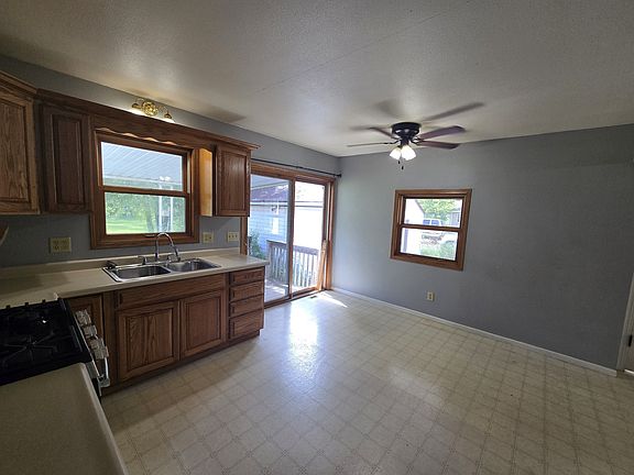 4th image of 7206 La Porte Rd