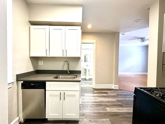 3rd image of 2801 W Logan Blvd APT 1R