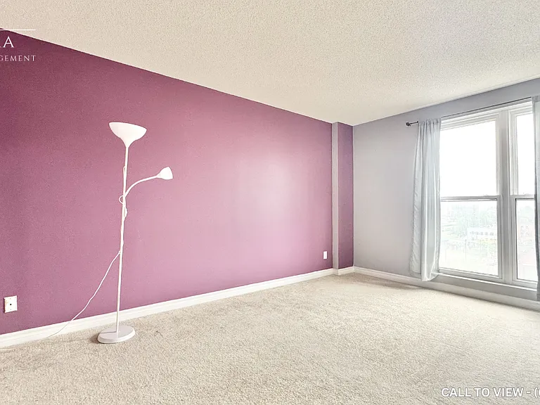 135 James St S #608 — Photo 5