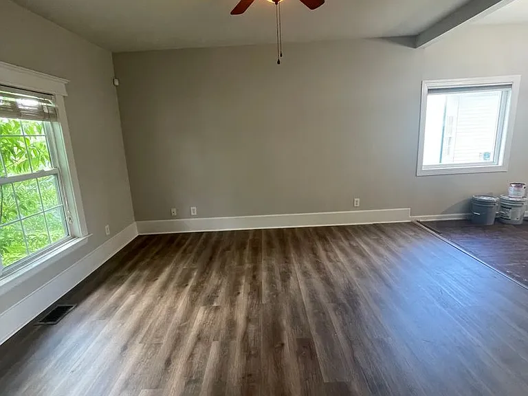 1112 Joseph Ave — Photo 4