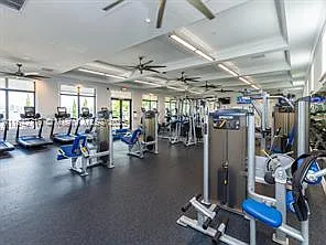 3 bed, 2.5 bath, $6,300 — Photo 4
