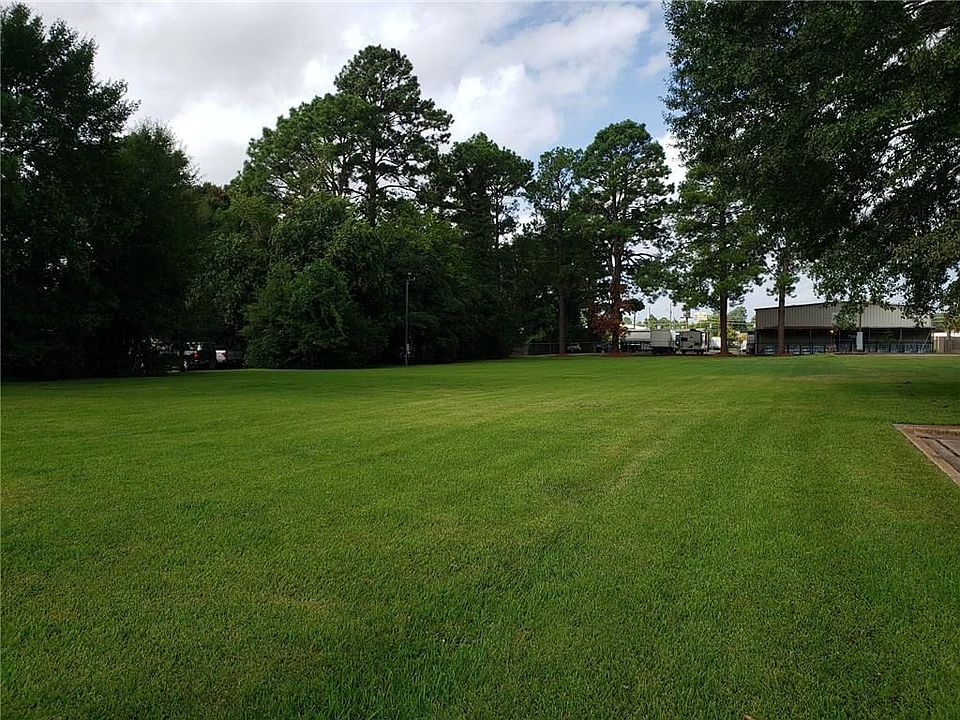 2nd image of 1200 Texas Ave