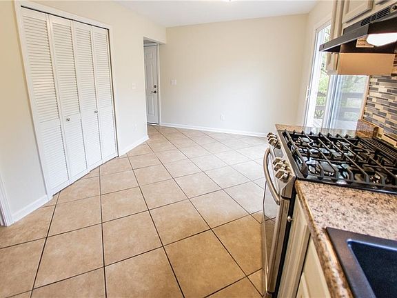 5th image of 5239 Sable Ct Unit 5239
