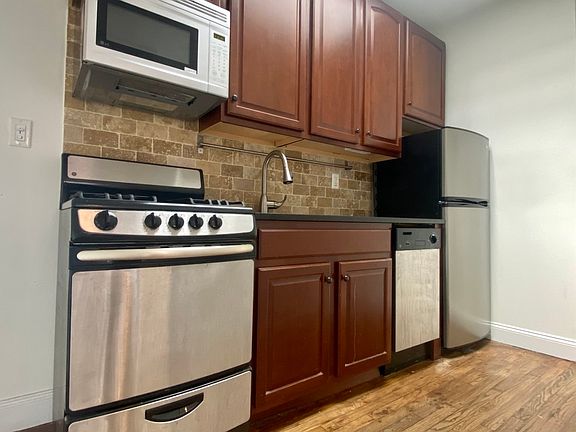 3rd image of 222 Thompson St APT 29