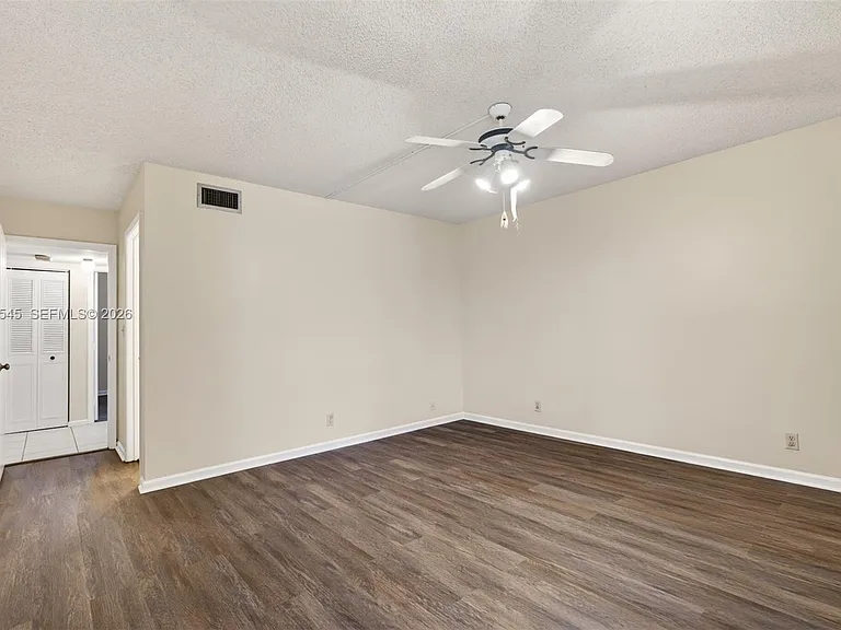 357 N Rock Island Rd #207 — Photo 11