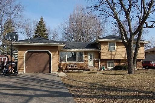 1st image of 820 Helen Ave