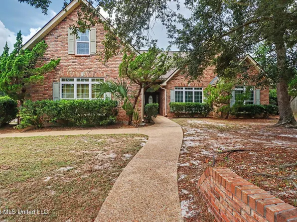 2582 Hampton Ln, Biloxi, MS 39531