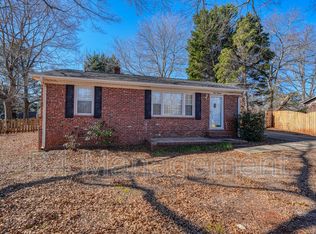 113 Morgan Cir, Simpsonville, SC 29681