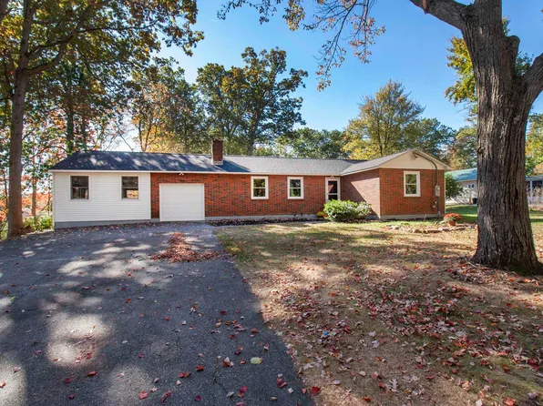 33 Hillside Terrace, Merrimack, NH 03054