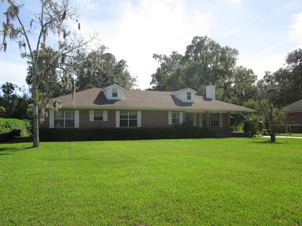 1st image of 107 Palm Valley Woods Dr