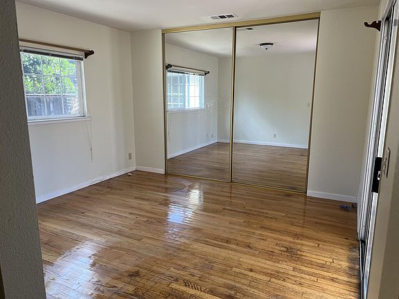 5th image of 2378 W Hedding St
