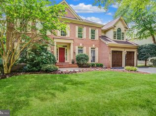 9912 Bald Cypress Dr, Rockville, MD 20850