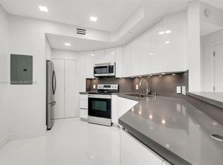 888 Brickell Key Dr APT 2100, Miami, FL 33131