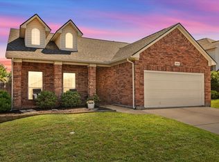 3832 Wheeling Dr, Fort Worth, TX 76244