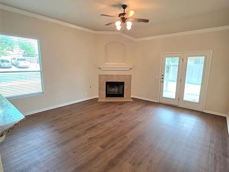2215 Conway Cv — Photo 11