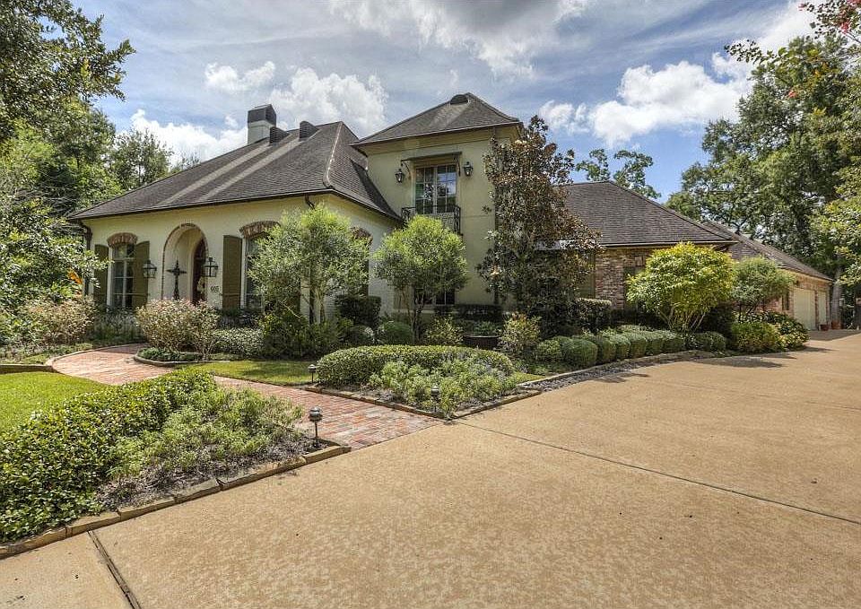 1st image of 605 Penny Ln