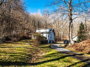 1025 Peekskill Hollow Rd, Putnam Valley, NY 10579